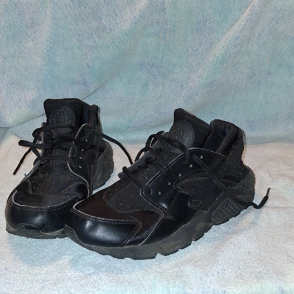 Nike Air Huarache Run Women's Size 8.5 Running Shoes Black Sneakers Athletic